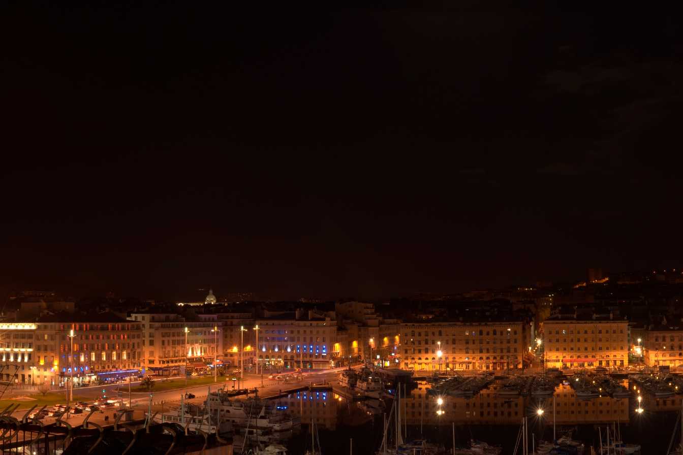 boulangerie ouverte pres de vous a marseille vieux port 1